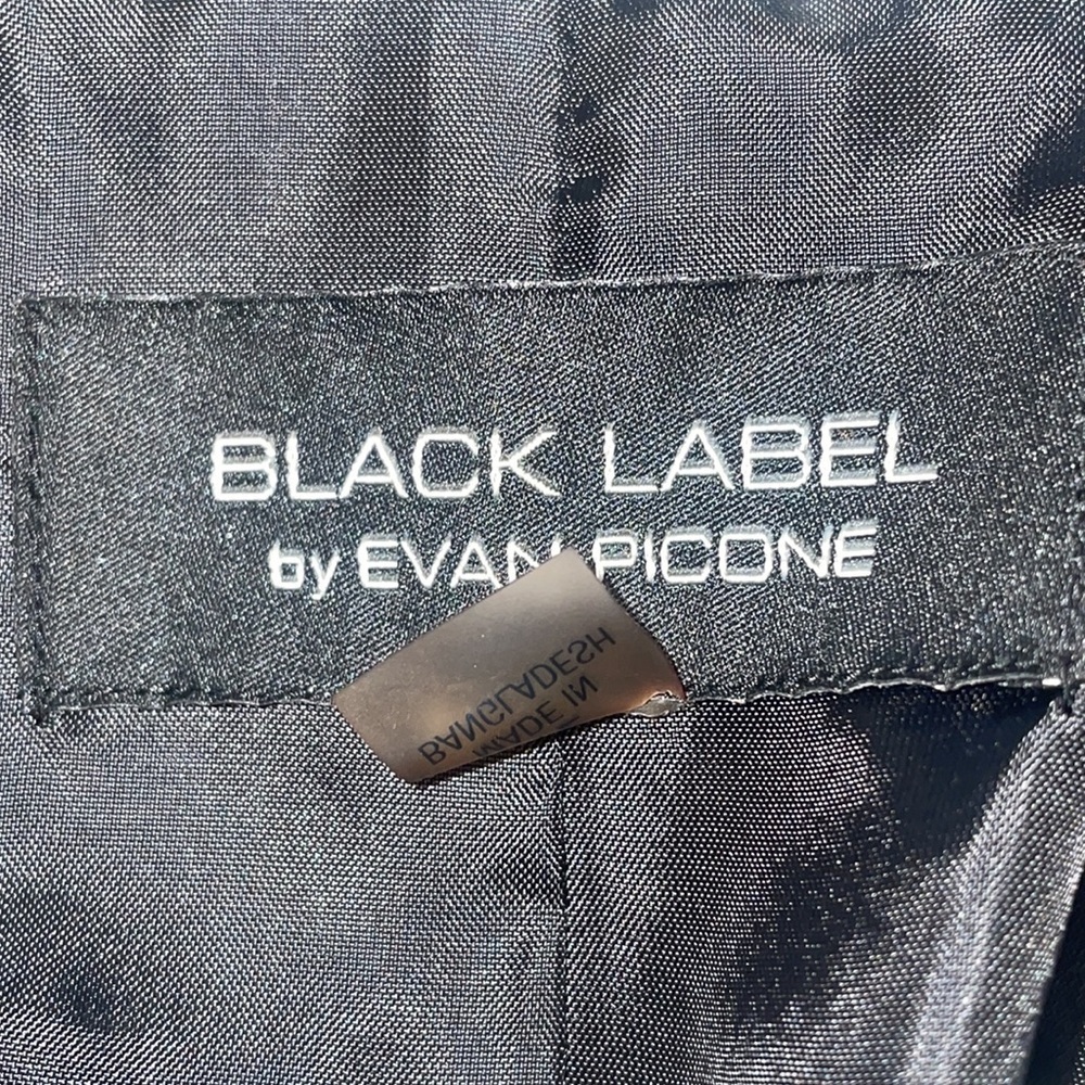Black Label 2 - Picture 3 of 7